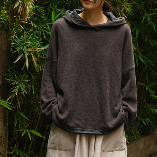 inLESS | Elsa Esturgie rouge hoodie 羊毛连帽衫