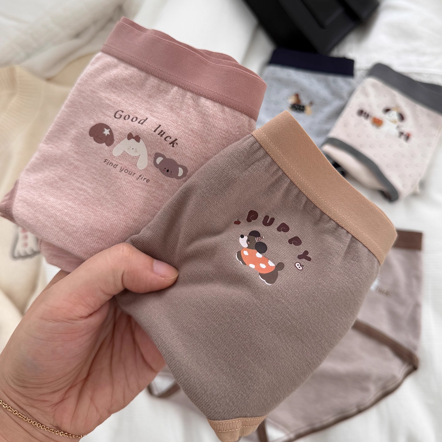 软萌过冬/秋冬磨毛女内裤轻盈