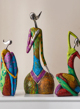 热销北欧抽象艺术摆件轻奢家居客厅玄关酒柜装饰品创意办公室桌面