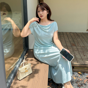 大码 夏一字领简约微胖mm中长裙设计感显瘦遮肉连衣裙 女装 2025新款