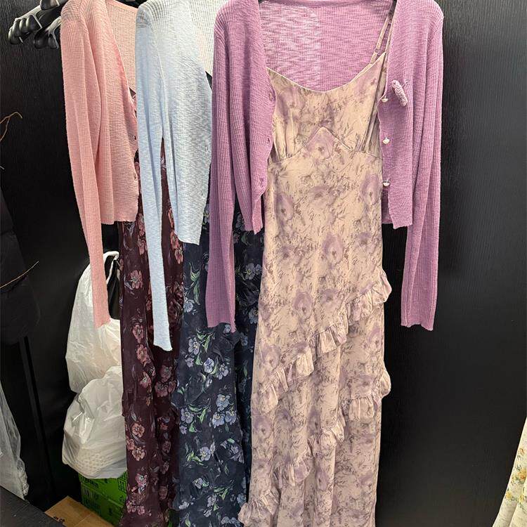 紫色碎花吊带连衣裙女2025夏季新款薄款防晒针织开衫两件套装长裙