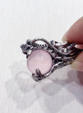 D330#天然星光粉水晶精工镶嵌龙头吊坠13mm 总尺寸41.5*22.5*16mm