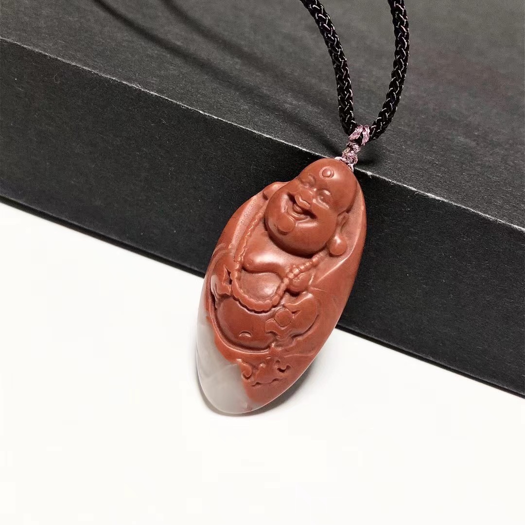 D185# 天然南红红白老料佛公站佛吊坠 42.8*23*8.5mm 重10.95克