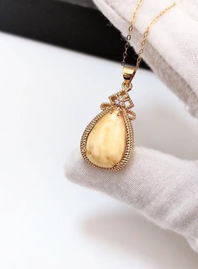 D940#天然蜜蜡白花蜜白妖花S925银精工镶嵌水滴吊坠28*16.2*7.8mm