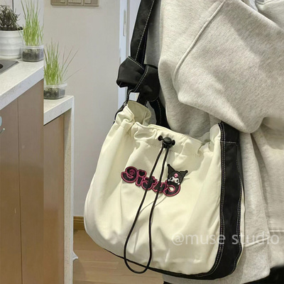 新款撞色通勤抽绳单肩包