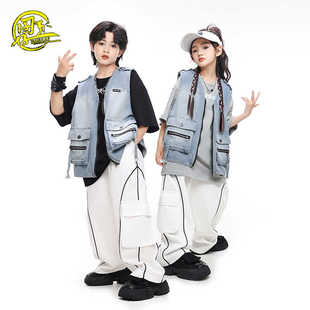 儿童街舞服男女童复古牛仔马甲breaking演出服少儿架子鼓爵士舞服