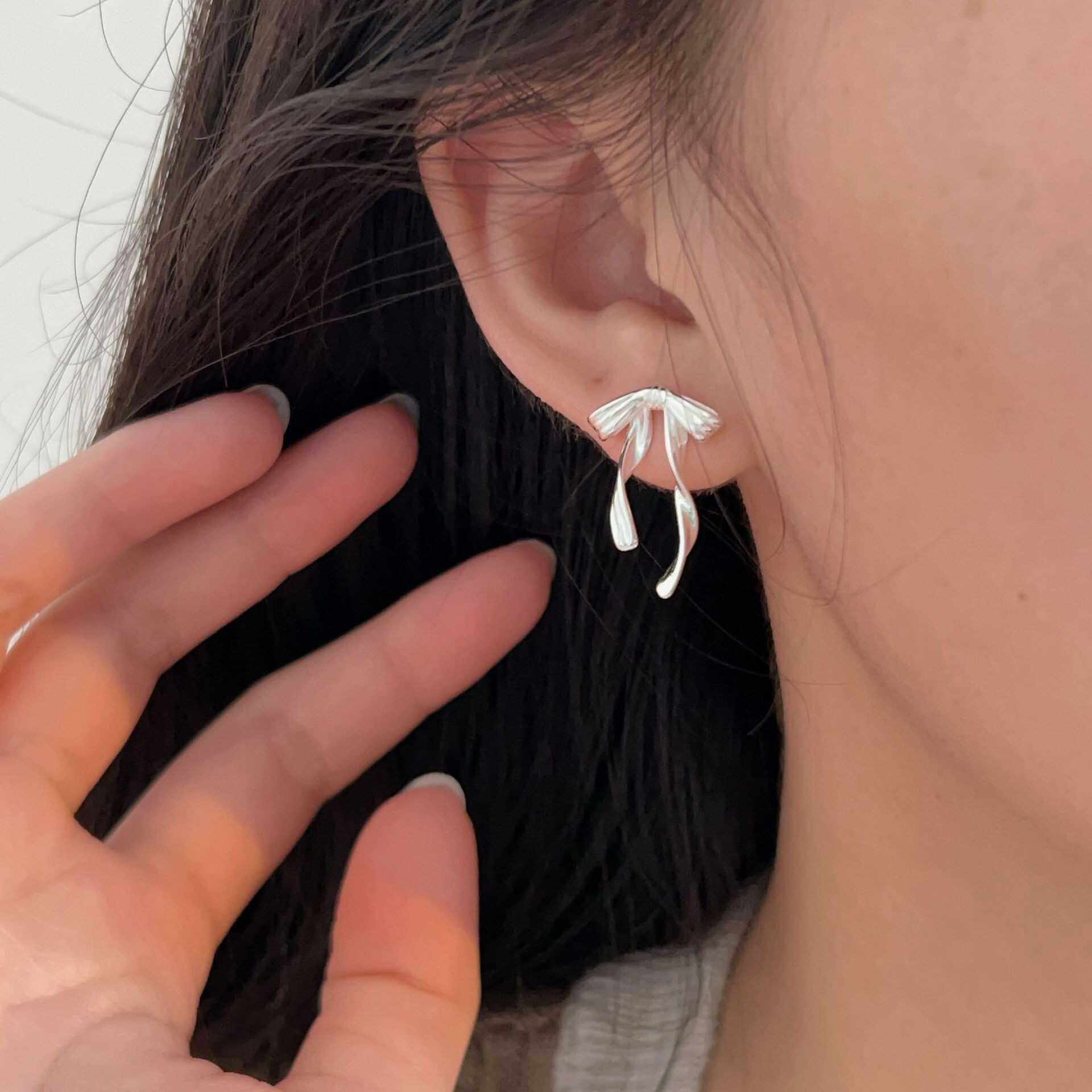 ins时尚通体森系蝴蝶结爆款耳饰