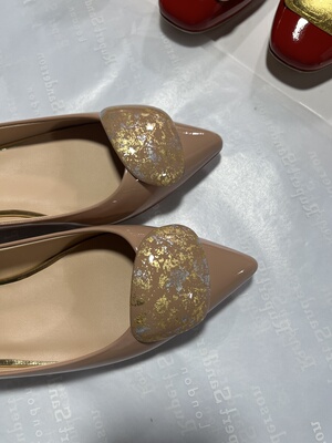 Rupert Sanderson藕粉色金跟粗跟低跟尖头碎花扣浅口女单鞋女鞋