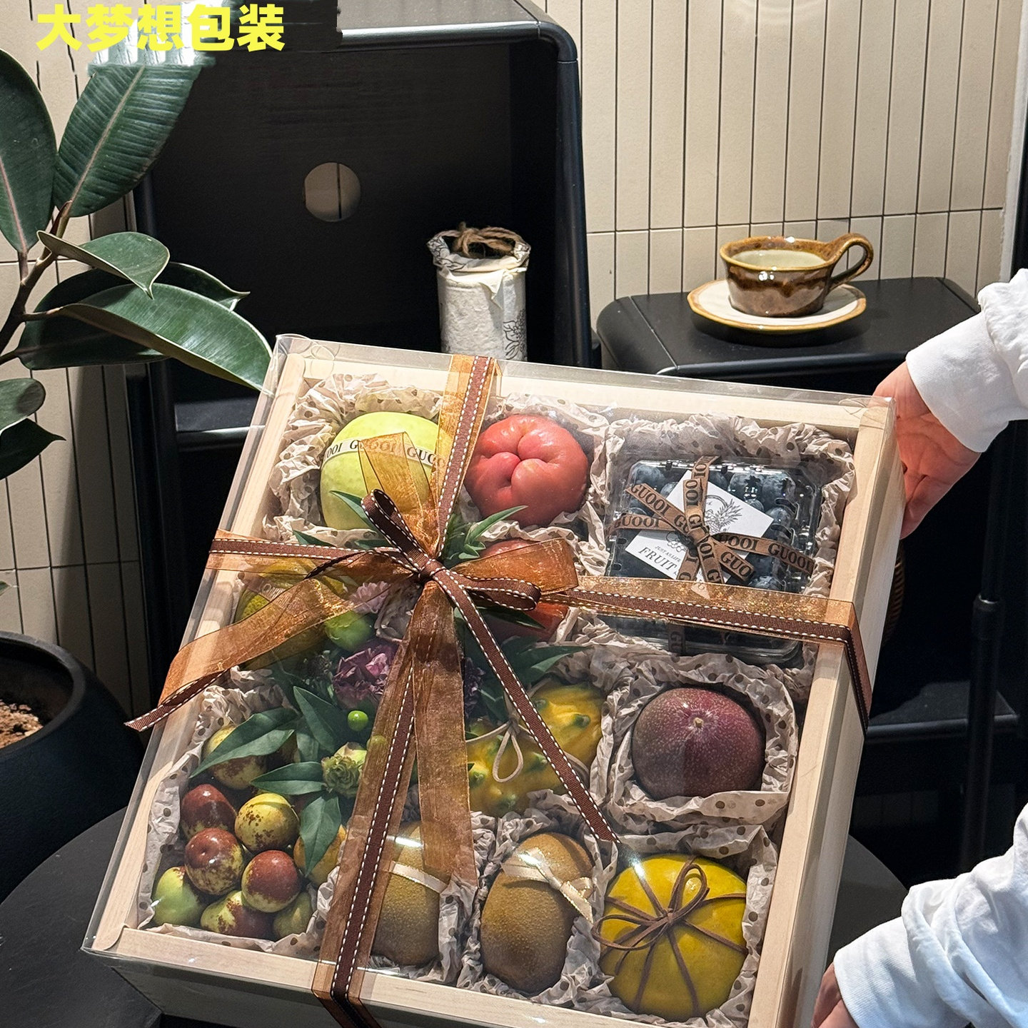 高档透明开窗法式水果鲜花礼盒