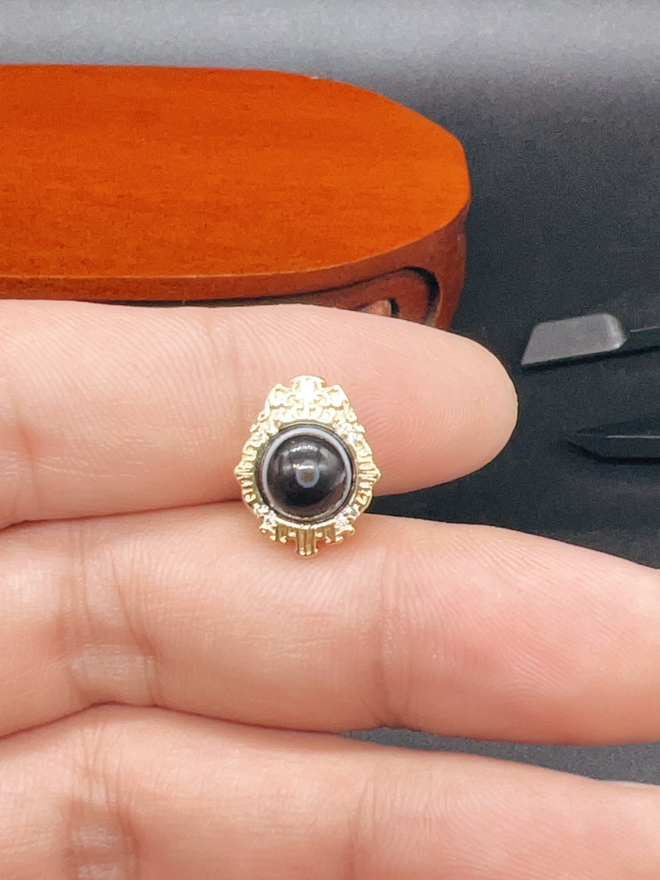 天珠背云，文玩配饰，镂空工艺天珠镶嵌，文玩天珠背云