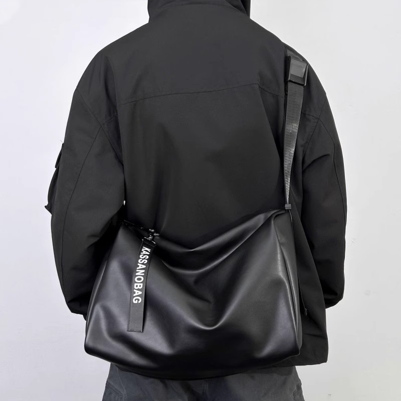 斜挎包男女高级感软皮