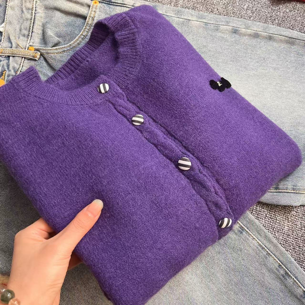 【蝴蝶结小狗】新款蝴蝶结小狗圆领针织开衫x557