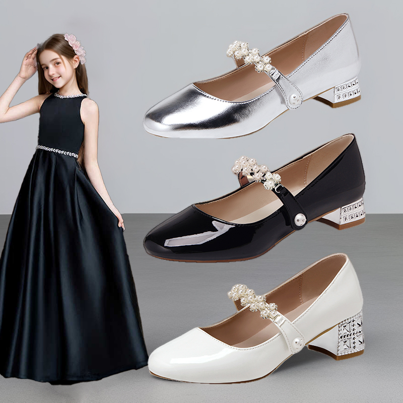 2024夏季时尚可爱儿童凉鞋玛丽