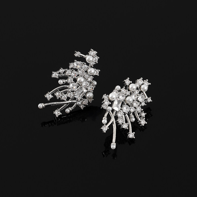 刘亦菲同款烟花珍珠耳钉耳环小香风锆石蚊香盘耳夹无耳洞耳饰女