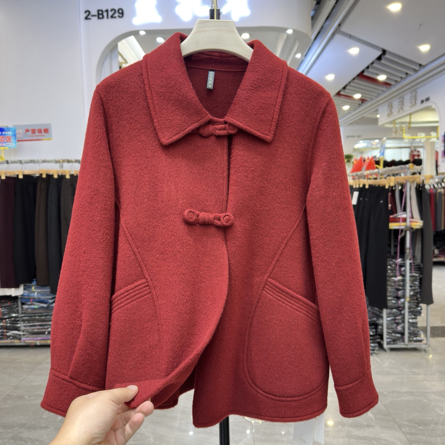 时尚妈妈装翻领纯色呢子大衣外套