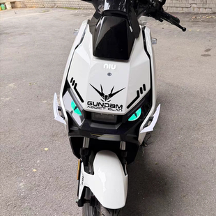 适用小牛FXT/FX电动车头恶魔眼睛贴纸装饰定风翼配件改装车贴拉花