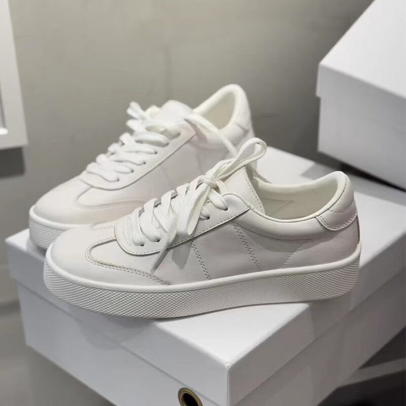 巨好看~时尚休闲百搭小白鞋2025超火新款圆头系带真皮舒适女鞋ins