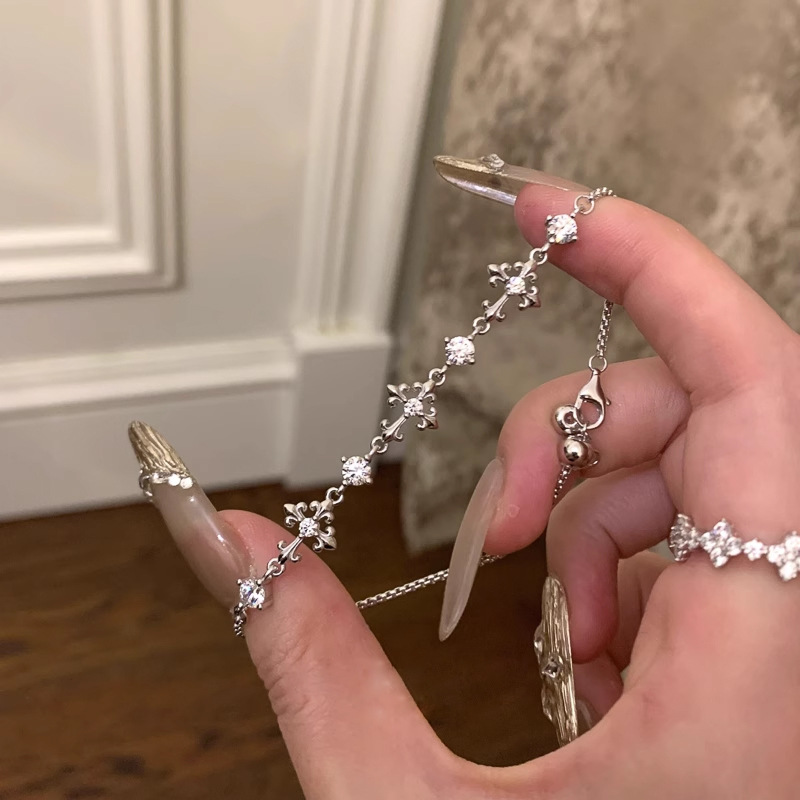 s尚美伯爵闪锆石鸢尾花十