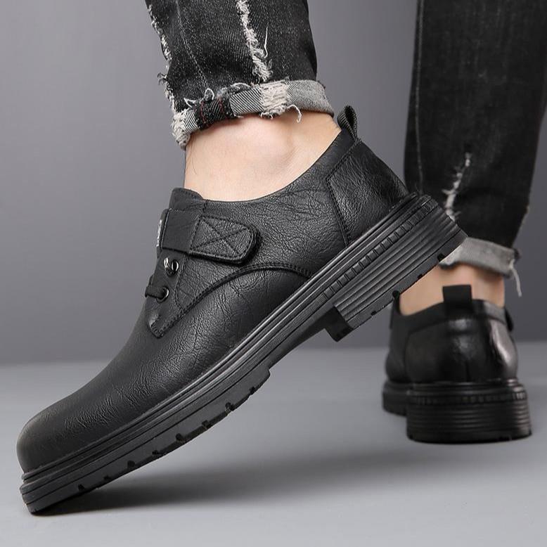 秋季透气英伦风商务皮鞋男士潮流百搭软底休闲鞋复古男款工装鞋子