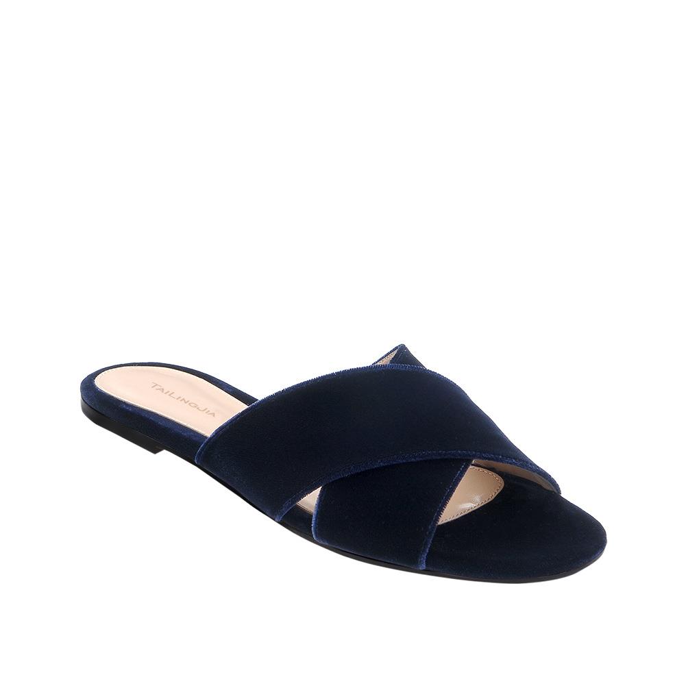 欧美女交叉带沙滩鞋休闲度假凉拖外贸大码平底鞋成都跨境货源