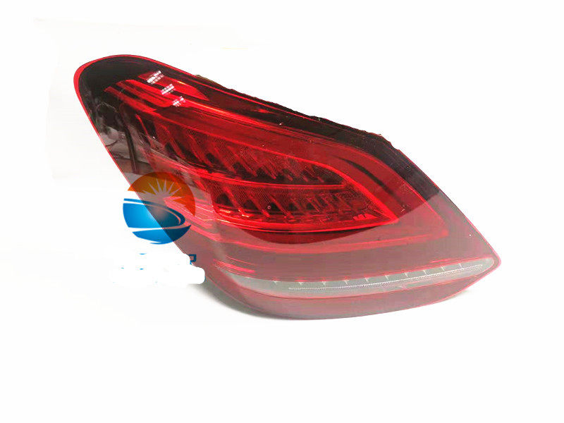 C180C200C260C300C350尾灯