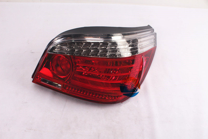 523LI520LI530LI525LI尾灯