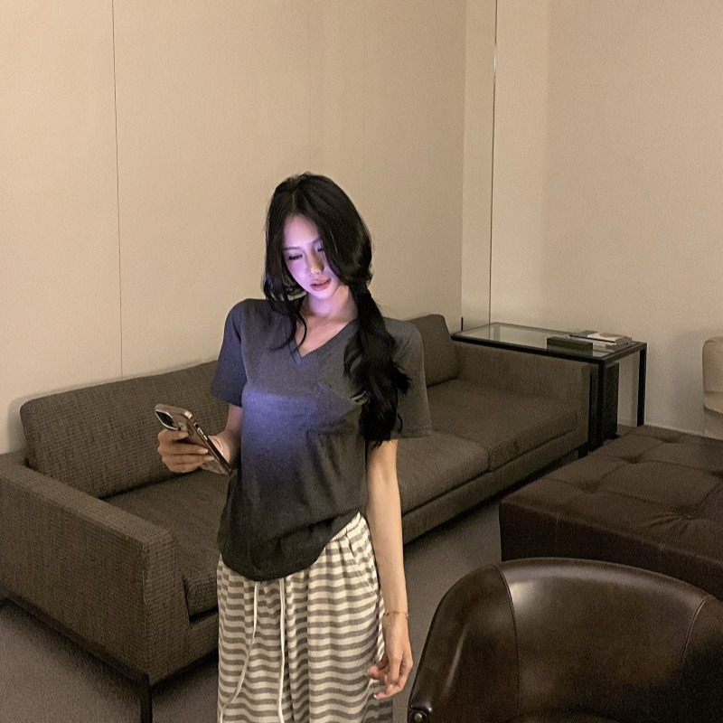 Work 32day 慵懒显瘦设计感口袋宽松短袖上衣+舒适防晒条纹阔腿裤