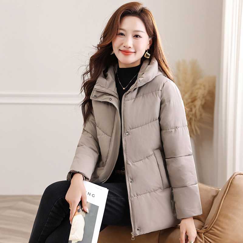 外贸短款大码女妈妈装羽绒棉服新款棉衣修身显瘦外套冬季棉袄