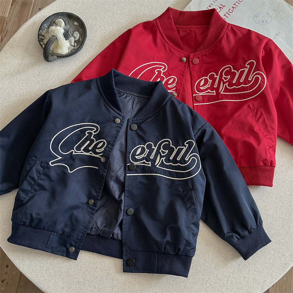 奶油夹克秋季男童2025新款开衫小童棒球服韩版宝宝字母外套女洋气