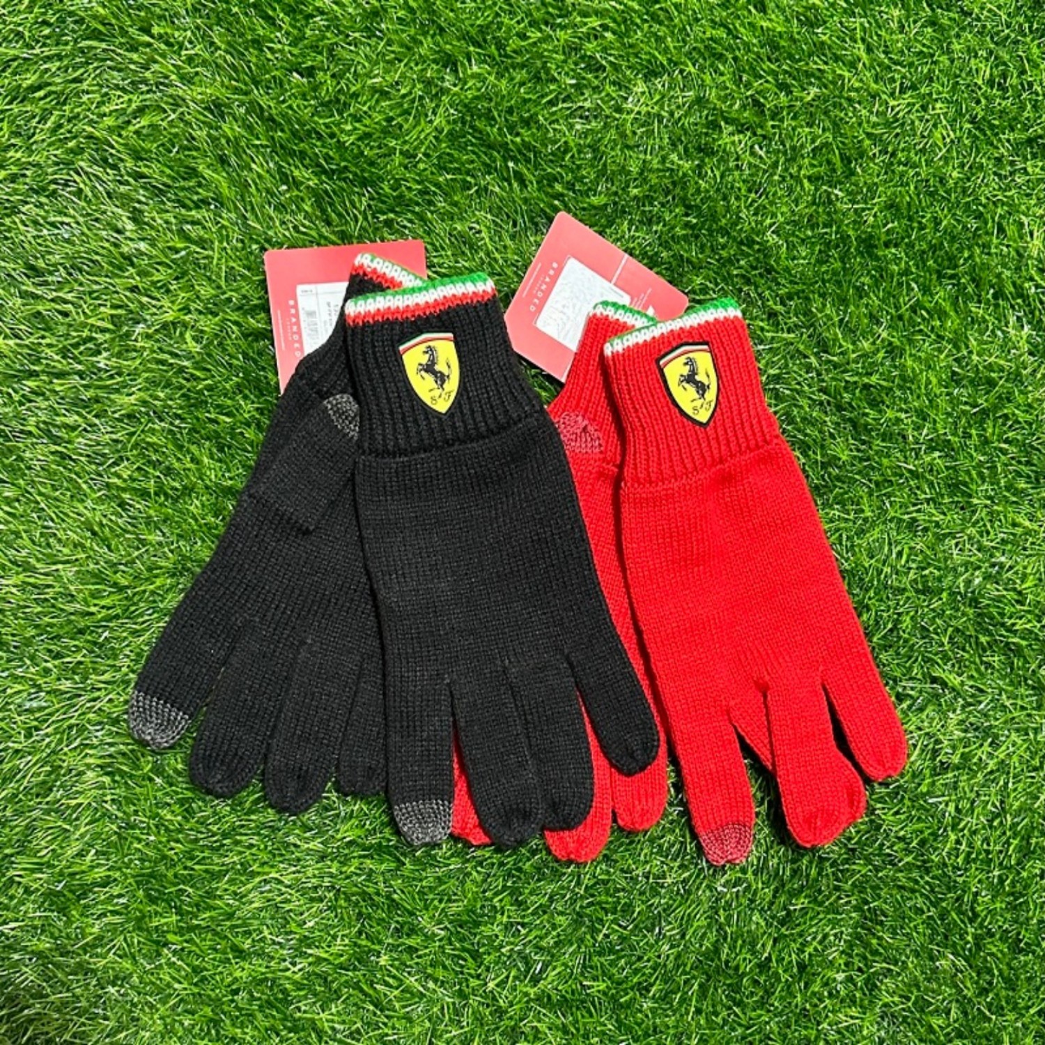法拉利车迷赛车周边手套 F1赛车 Ferrari官方出品冬季保暖手套