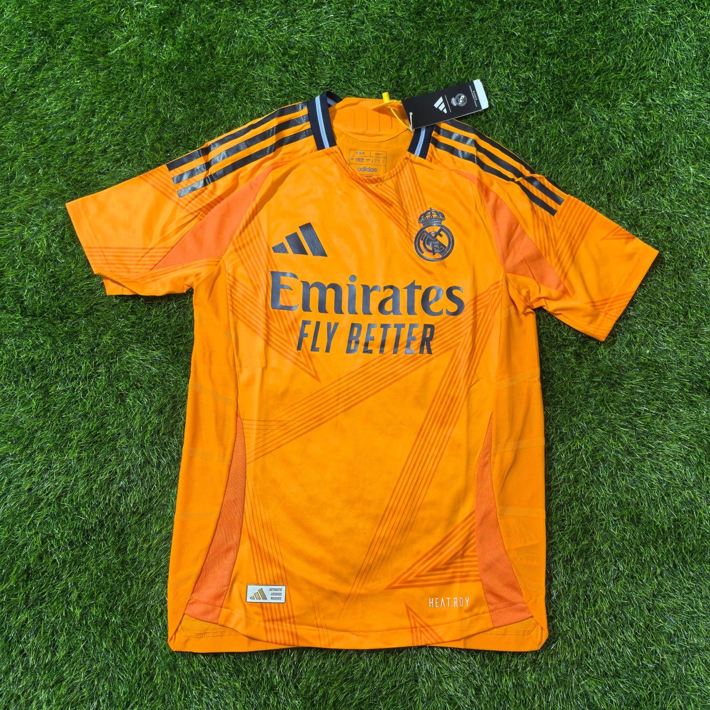 Adidas 皇马 皇家马德里 2425客场球迷版球员版短袖球衣足球服,运动/瑜伽/健身/球迷用品,足球服,淘宝优惠券,粉丝福利购,淘宝优惠卷