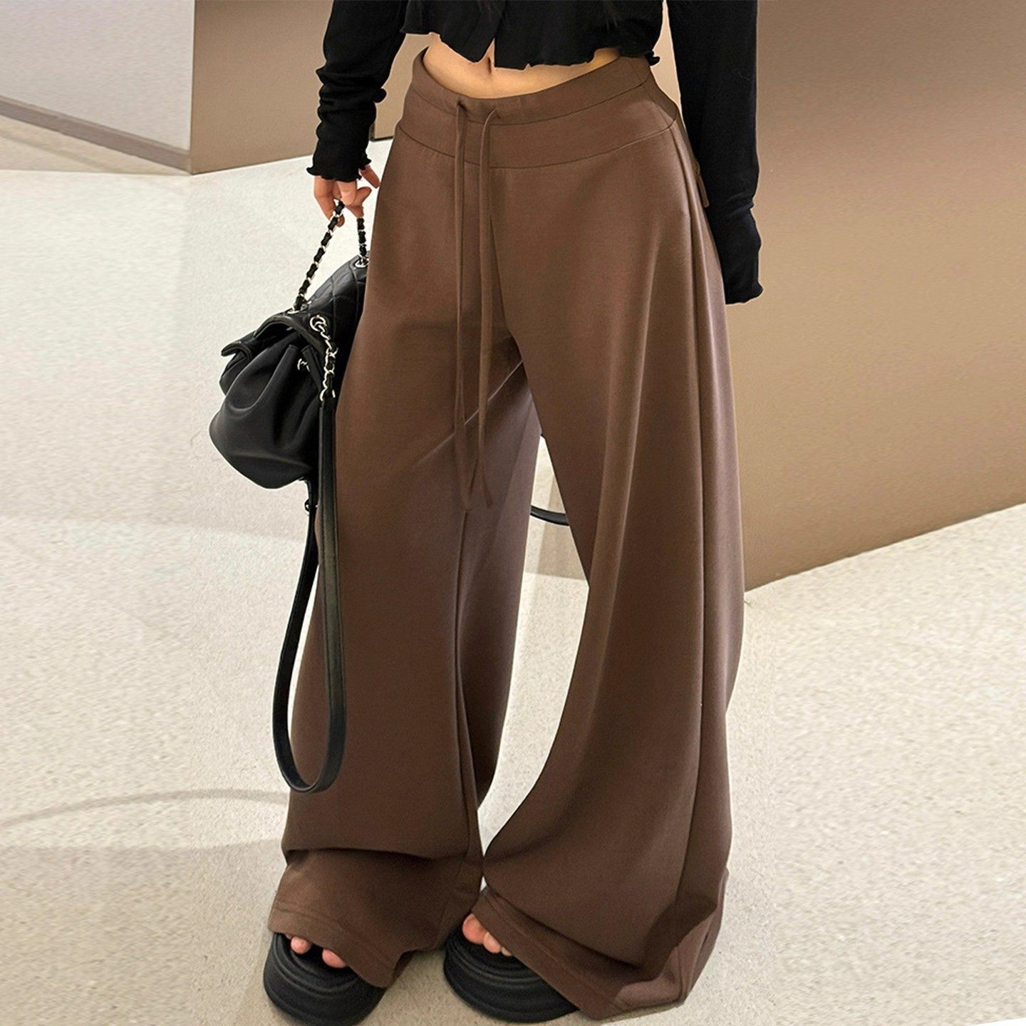 咖色阔腿裤女26秋季新款高腰直筒宽松显瘦垂感春秋运动裤卫裤子,女装/女士精品,卫裤,淘宝优惠券,粉丝福利购,淘宝优惠卷