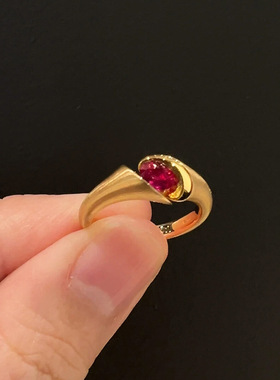 新款高品质版本悬浮红色石戒指轻奢高级感小众独特食指戒