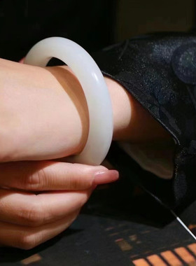 【郑姐和田玉】新疆且末白手镯万能链接