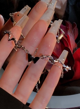 精致镶钻蝴蝶流苏手链独