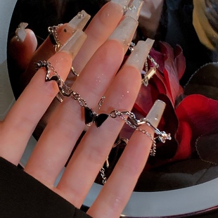 精致镶钻蝴蝶流苏手链独特暗黑双层设计感辣妹手环甜酷百搭手饰女