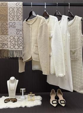 样板间衣帽间软装饰品小香风衣服女士衣柜卧室洋装项炼摆件组合