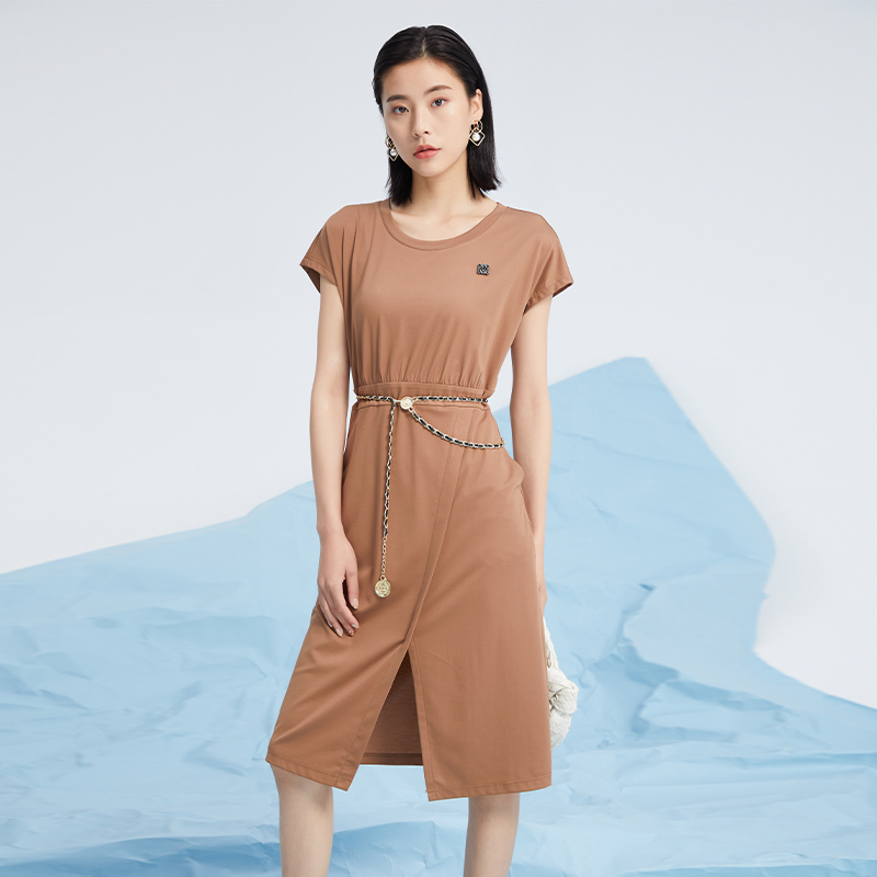 杨门短袖连衣裙2025夏季女装纯色弹力圆领束腰连衣裙中长款弹力裙