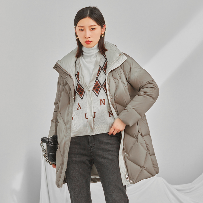 杨门2025冬季新款时尚羽绒服