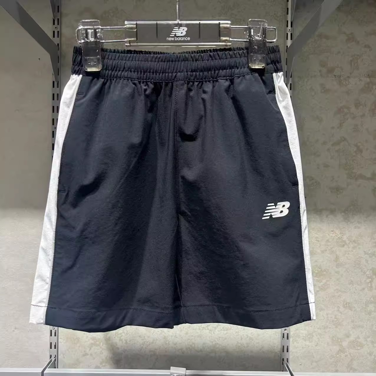 NB25透气短裤休闲宽松梭织五分裤