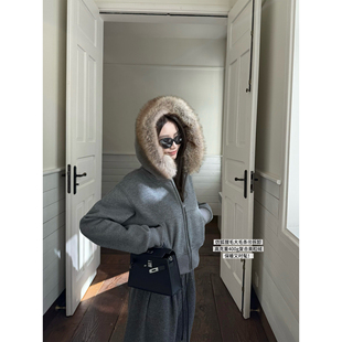 400g毛圈奥粒绒加厚仿狐狸毛条可拆卸卫衣外套女 时髦爱斯基摩人
