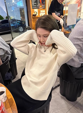 LIL CHER 难得亮色圆领针织衫（返场加色）简约时尚百搭长袖毛衣