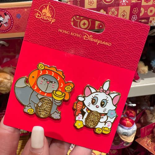 香港迪士尼乐园2026年新品新春柴郡猫玛丽猫招财徽章pin