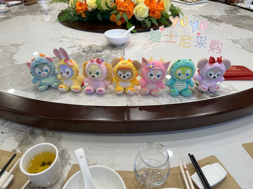 明盒 2024龙年Duffy与好友迷你毛公仔盲盒 香港迪士尼