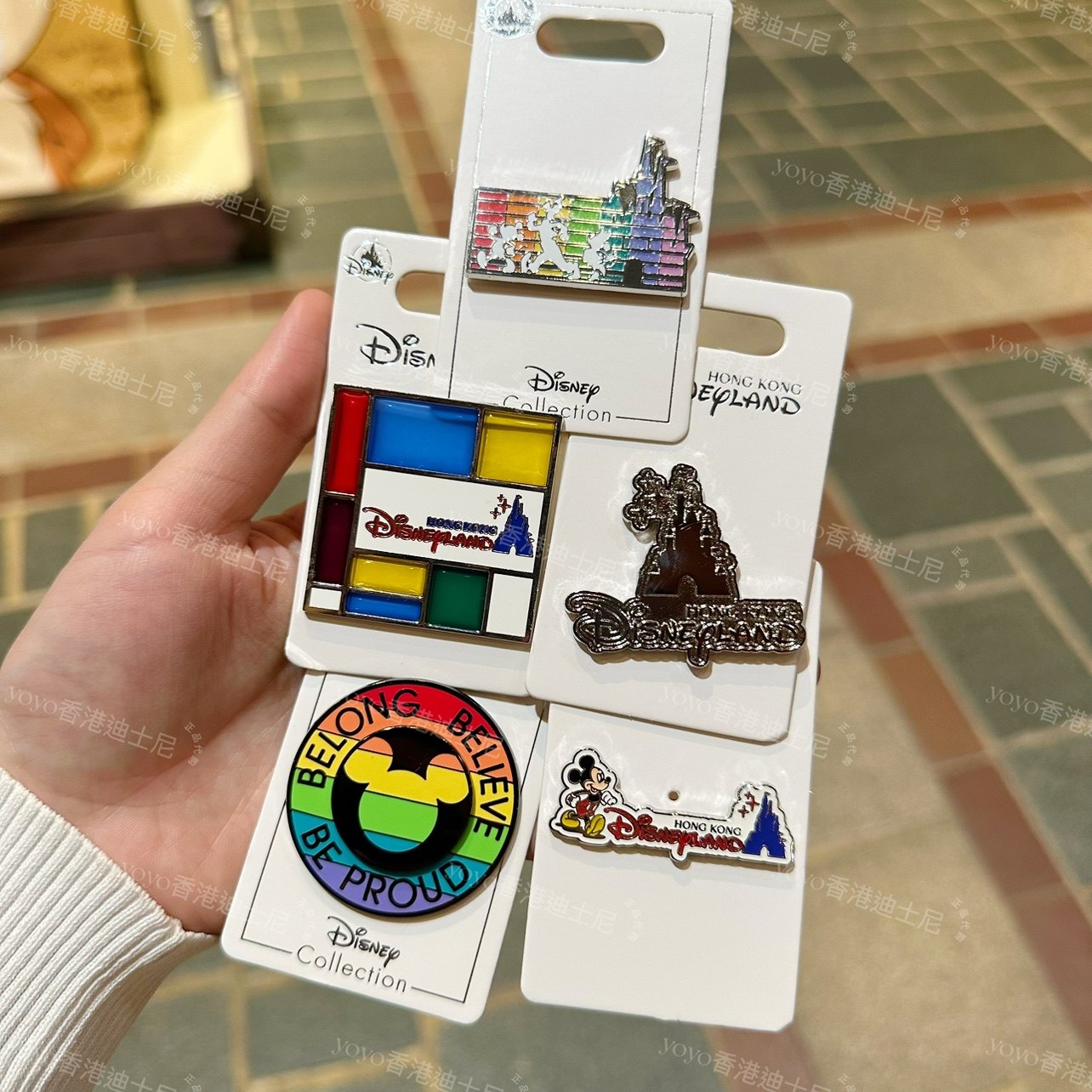 香港迪士尼 米奇 米老鼠hk字母纪念打卡点 卡通收藏徽章 交换pin