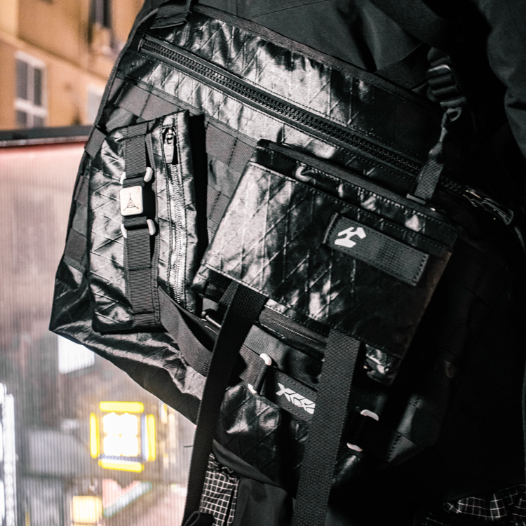 BOLTBOAT横款机能风邮差包