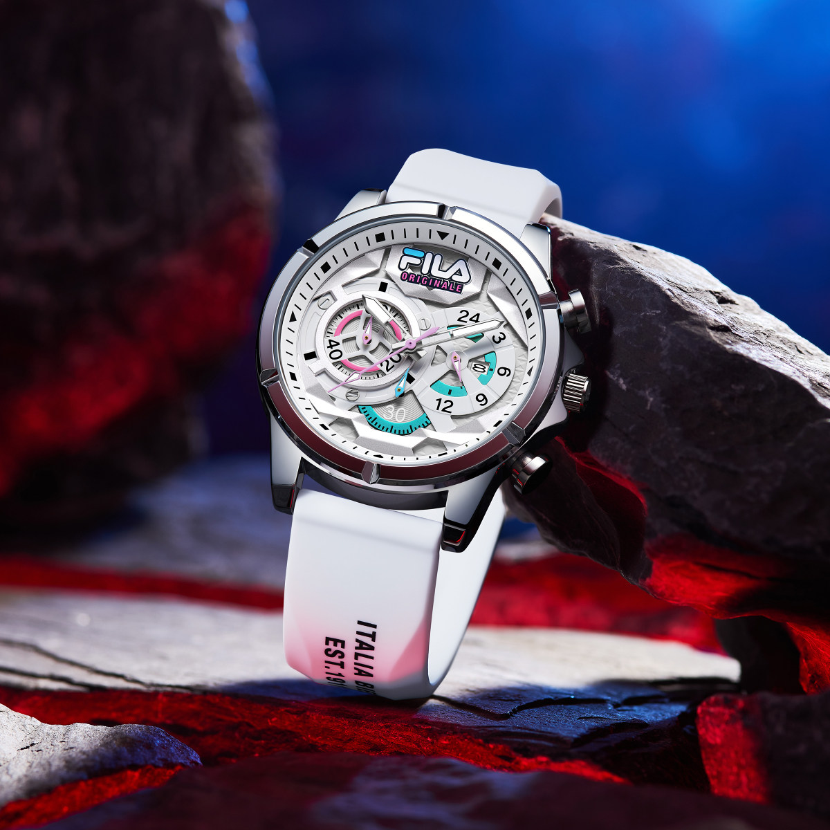 FILA斐乐多功能腕表初高中学生手表女三眼夜光时尚手表男机械6732