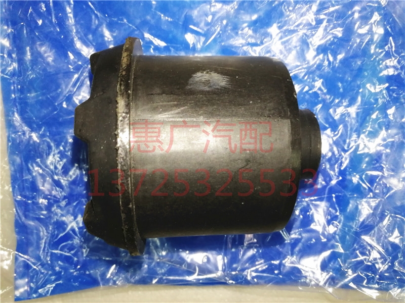 适用于路虎神行者1下摆臂胶套自由人悬挂支架三角臂支架汽车配件