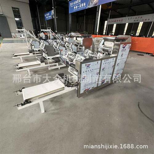 小型商用多功能压面机水面鸡蛋面一机多用效率全自动面条机
