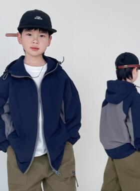 男童工装外套春秋款儿童冲锋衣2025新款风衣男孩拉链衫夹克上衣潮